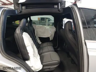 2018 Tesla Model X 75D with VIN 5YJXCDE28JF120932, listed as a IAAI auction lot 41899059 with 57,568 mi miles. Bid and sale history available at carsss.com. Image 8.