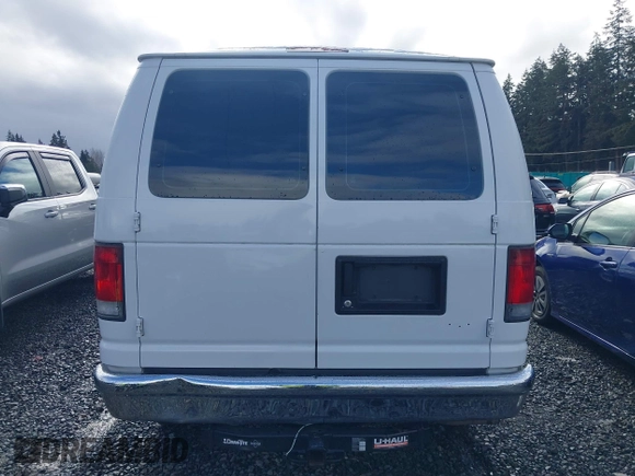 2010 Ford Econoline Passenger XL z VIN 1FBNE3BL9ADA74175, wystawiony jako IAAI lot #41456212 z przebiegiem 125 449 mil mil oraz . Historia ofert i sprzedaży dostępna na DreamBid. Obrazek 16.