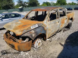 2013 Ram 2500 Tradesman z VIN 3C6UR5CL0DG600150, wystawiony jako Copart lot #56528025 z przebiegiem Nie podano mil oraz Nie do naprawy • Non repairable. Historia ofert i sprzedaży dostępna na DreamBid. Obrazek 1.