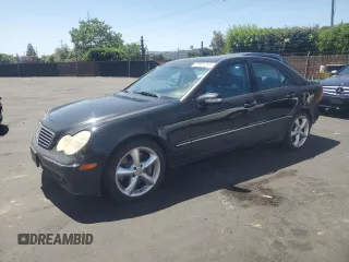 2004 Mercedes-Benz C 320 z VIN WDBRF64J84F503921, wystawiony jako Copart lot #57885215 z przebiegiem Nie podano mil oraz Szkoda całkowita • Salvage title. Historia ofert i sprzedaży dostępna na DreamBid. Obrazek 1.