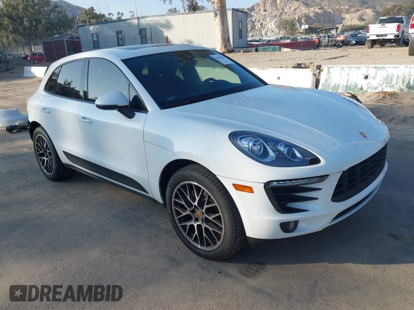2018 Porsche Macan with VIN WP1AA2A53JLB21577, listed as a IAAI auction lot 41655044 with 51,923 mi miles. Bid and sale history available at carsss.com. Image 1.