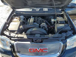 2008 GMC Envoy Denali with VIN 1GKET63M282161131, listed as a Copart auction lot 48054005 with 89,704 mi miles and Salvage Title. Bid and sale history available at carsss.com. Image 12.