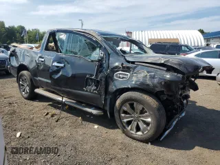 2017 Nissan Titan SV z VIN 1N6AA1E51HN571617, wystawiony jako Copart lot #71640544 z przebiegiem 89 088 mil mil oraz Szkoda całkowita • Salvage title. Historia ofert i sprzedaży dostępna na DreamBid. Obrazek 4.