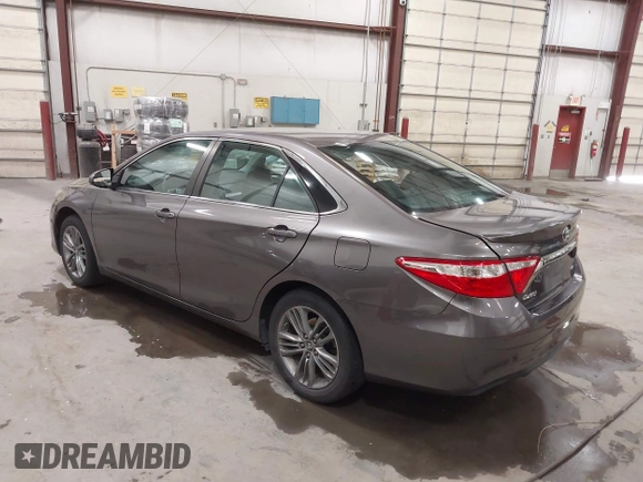 2017 Toyota Camry XLE z VIN 4T1BF1FK5HU389773, wystawiony jako IAAI lot #42189385 z przebiegiem 133 860 mil mil oraz . Historia ofert i sprzedaży dostępna na DreamBid. Obrazek 3.