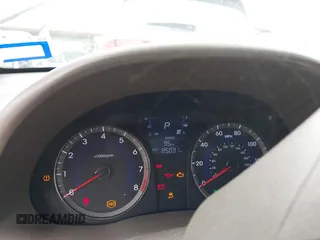 2013 Hyundai Accent GLS z VIN KMHCU4AE8DU275645, wystawiony jako IAAI lot #42139737 z przebiegiem 85 031 mil mil oraz . Historia ofert i sprzedaży dostępna na DreamBid. Obrazek 7.