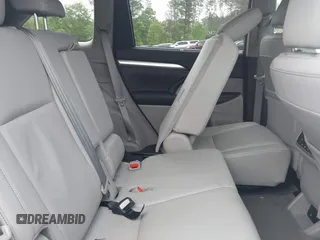 2014 Toyota Highlander XLE z VIN 5TDKKRFH1ES024090, wystawiony jako IAAI lot #42123199 z przebiegiem 58 751 mil mil oraz . Historia ofert i sprzedaży dostępna na DreamBid. Obrazek 8.