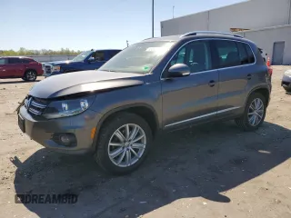 2013 Volkswagen Tiguan SE z VIN WVGAV7AX5DW545815, wystawiony jako Copart lot #53644525 z przebiegiem 112 835 mil mil oraz Szkoda całkowita • Salvage title. Historia ofert i sprzedaży dostępna na DreamBid. Obrazek 1.