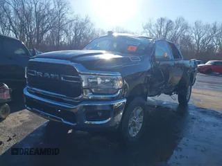 2023 Ram 2500 Big Horn with VIN 3C6UR5DJ5PG592872, listed as a IAAI auction lot 41289058 with 38,000 mi miles. Bid and sale history available at carsss.com. Image 2.