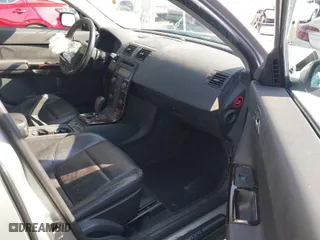 2006 Volvo V50 2.4L with VIN YV1MW390362163463, listed as a IAAI auction lot 41437912 with 121,092 mi miles. Bid and sale history available at carsss.com. Image 5.