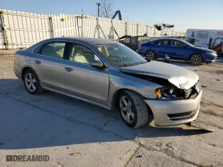 2012 Volkswagen Passat SE with VIN 1VWBP7A34CC050129, listed as a Copart auction lot 48500375 with 143,109 mi miles and Salvage Title. Bid and sale history available at carsss.com. Image 4.