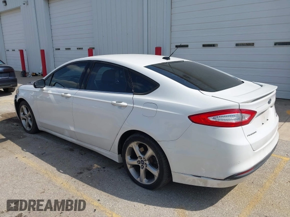2013 Ford Fusion SE with VIN 3FA6P0HR3DR182796, listed as a IAAI auction lot 42147273 with 121,815 mi miles and . Bid and sale history available at DreamBid. Image 3.
