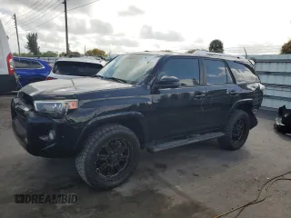 2018 Toyota 4Runner SR5 with VIN JTEBU5JR5J5574195, listed as a Copart auction lot 51632275 with 132,459 mi miles and Salvage Title. Bid and sale history available at carsss.com. Image 1.