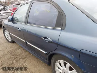 2004 Hyundai Sonata GLS with VIN KMHWF35H44A081671, listed as a IAAI auction lot 41788873 with 999,999 mi miles. Bid and sale history available at carsss.com. Image 6.