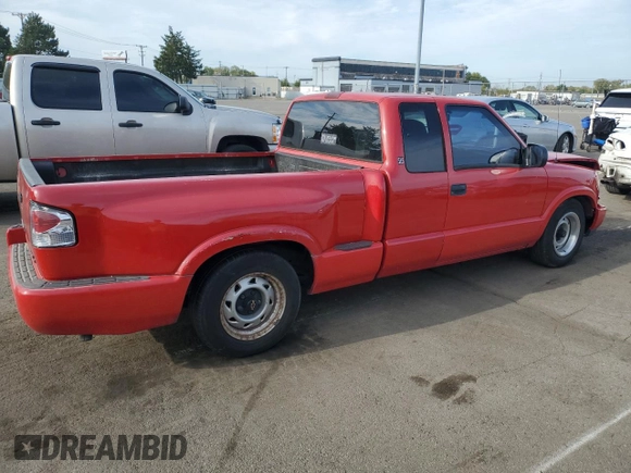 2000 GMC Sonoma SLS z VIN 1GTCS19W1Y8114591, wystawiony jako Copart lot #70182694 z przebiegiem 182 093 mil mil oraz Szkody całkowita. Historia ofert i sprzedaży dostępna na DreamBid. Obrazek 3.