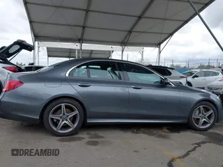 2018 Mercedes-Benz E-Class E 300 with VIN WDDZF4JB7JA337702, listed as a IAAI auction lot 41713178 with 1 mi miles. Bid and sale history available at carsss.com. Image 14.