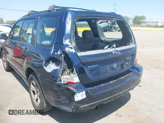 2006 Subaru Forester 2.5 X with VIN JF1SG63646H739962, listed as a IAAI auction lot 42168914 with 164,875 mi miles. Bid and sale history available at carsss.com. Image 6.