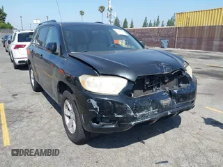 2008 Toyota Highlander z VIN JTEES41A082058636, wystawiony jako IAAI lot #42347222 z przebiegiem Nie podano mil oraz . Historia ofert i sprzedaży dostępna na DreamBid. Obrazek 1.