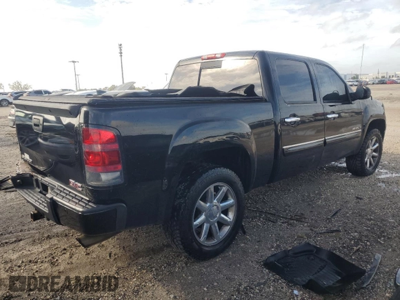 2008 GMC Sierra Denali z VIN 2GTEK638281248433, wystawiony jako Copart lot #79212524 z przebiegiem 218 840 mil mil oraz Szkody całkowita. Historia ofert i sprzedaży dostępna na DreamBid. Obrazek 3.