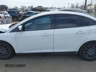 2012 Ford Focus SE с VIN 1FAHP3F2XCL121264, выставлен на аукционе IAAI как лот 42243139 с пробегом 189 442 миль миль и . История ставок и продаж доступна на DreamBid. Изображение 15.