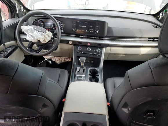 2024 Kia Carnival LX with VIN KNDNB4H38R6387168, listed as a Copart auction lot 84255354 with 7,884 mi miles and Salvage Title. Bid and sale history available at carsss.com. Image 8.