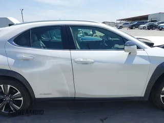 2020 Lexus UX with VIN JTHP9JBH6L2031919, listed as a IAAI auction lot 41816968 with 57,848 mi miles. Bid and sale history available at carsss.com. Image 14.