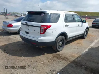 2013 Ford Utility Police Interceptor with VIN 1FM5K8AR1DGC63408, listed as a IAAI auction lot 42075944 with 155,382 mi miles. Bid and sale history available at carsss.com. Image 4.