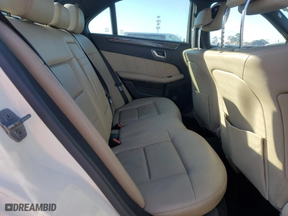 2010 Mercedes-Benz E-Class E 350 Luxury with VIN WDDHF8HB1AA115097, listed as a Copart auction lot 50838395 with 137,934 mi miles and Clean Title. Bid and sale history available at carsss.com. Image 10.
