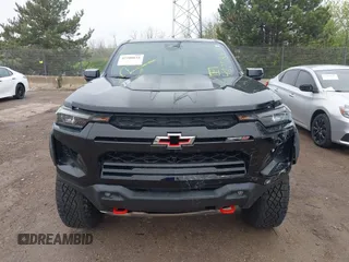 2024 Chevrolet Colorado 4WD ZR2 with VIN 1GCPTFEK4R1270553, listed as a IAAI auction lot 42208616 with 3,700 mi miles and . Bid and sale history available at DreamBid. Image 12.