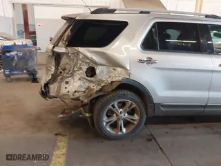2013 Ford Explorer Limited with VIN 1FM5K8F81DGC06481, listed as a IAAI auction lot 41450796 with 173,488 mi miles. Bid and sale history available at carsss.com. Image 6.