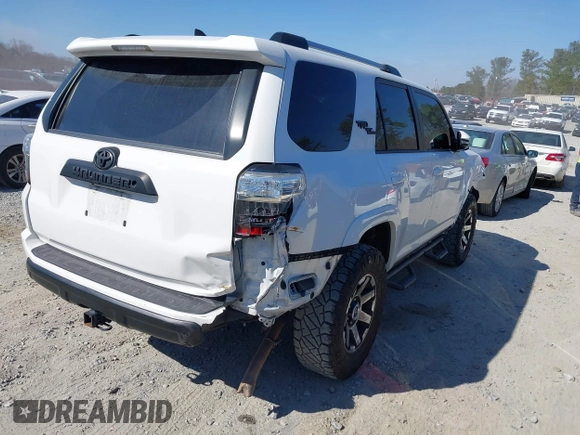 2018 Toyota 4Runner SR5 with VIN JTEBU5JR7J5499547, listed as a IAAI auction lot 41617120 with 97,668 mi miles. Bid and sale history available at carsss.com. Image 4.