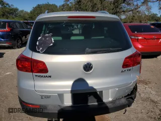 2012 Volkswagen Tiguan SE z VIN WVGAV7AX9CW531219, wystawiony jako Copart lot #81881644 z przebiegiem 125 695 mil mil oraz Szkoda całkowita • Salvage title. Historia ofert i sprzedaży dostępna na DreamBid. Obrazek 6.