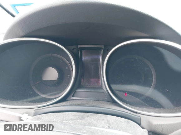 2014 Hyundai Santa Fe with VIN 5XYZU3LB2EG155127, listed as a IAAI auction lot 41864518 with Not provided miles and . Bid and sale history available at DreamBid. Image 16.
