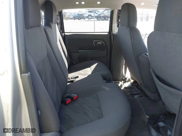 2005 Chevrolet Colorado 1SB LS Z85 with VIN 1GCCS136558275398, listed as a IAAI auction lot 41751213 with 84,529 mi miles. Bid and sale history available at carsss.com. Image 8.
