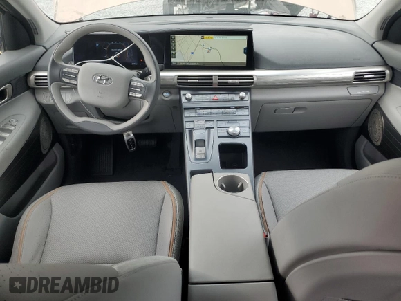 2019 Hyundai NEXO z VIN KM8J74A6XKU002131, wystawiony jako Copart lot #67855134 z przebiegiem 13 690 mil mil oraz Czysty tytuł • Clean title. Historia ofert i sprzedaży dostępna na DreamBid. Obrazek 8.