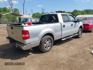 2008 Ford F-150 XLT z VIN 1FTPW14V88FA65700, wystawiony jako IAAI lot #42204460 z przebiegiem 109 230 mil mil oraz . Historia ofert i sprzedaży dostępna na DreamBid. Obrazek 4.