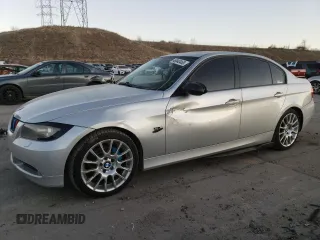 2007 BMW 3 Series 328xi z VIN WBAVC93537K033904, wystawiony jako Copart lot #46840465 z przebiegiem 149 009 mil mil oraz Szkoda całkowita • Salvage title. Historia ofert i sprzedaży dostępna na DreamBid. Obrazek 1.