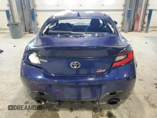 2024 Toyota GR86 Premium with VIN JF1ZNBE17R9754095, listed as a Copart auction lot 45186715 with 8,142 mi miles and Salvage Title. Bid and sale history available at carsss.com. Image 6.