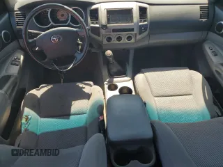 2005 Toyota Tacoma PreRunner z VIN 5TETU62N45Z115205, wystawiony jako Copart lot #60710715 z przebiegiem 184 529 mil mil oraz Czysty tytuł • Clean title. Historia ofert i sprzedaży dostępna na DreamBid. Obrazek 8.