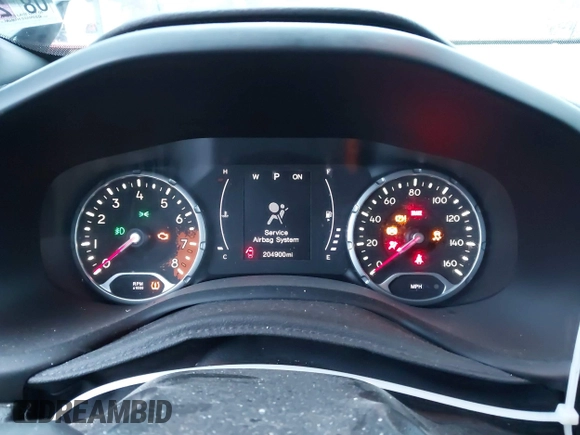 2018 Jeep Renegade Latitude with VIN ZACCJABB9JPJ34769, listed as a IAAI auction lot 41186972 with 204,900 mi miles. Bid and sale history available at carsss.com. Image 7.
