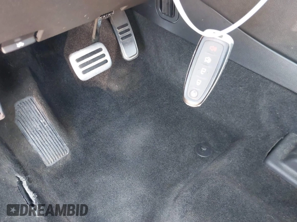 2018 Ford Taurus SHO с VIN 1FAHP2KTXJG134014, выставлен на аукционе IAAI как лот 41785008 с пробегом 124 109 миль миль и . История ставок и продаж доступна на DreamBid. Изображение 11.