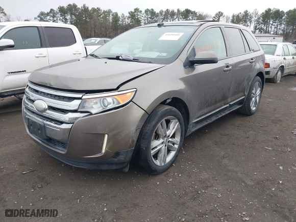 2012 Ford Edge SEL with VIN 2FMDK3J9XCBA67679, listed as a IAAI auction lot 41690401 with 191,536 mi miles. Bid and sale history available at carsss.com. Image 2.