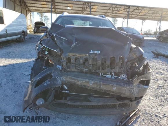 2018 Jeep Cherokee Latitude with VIN 1C4PJLCB6JD518425, listed as a Copart auction lot 89181885 with 120,346 mi miles and Salvage title. Bid and sale history available at DreamBid. Image 5.