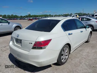 2008 Honda Accord EX-L z VIN 1HGCP36848A083642, wystawiony jako IAAI lot #42209153 z przebiegiem 257 112 mil mil oraz . Historia ofert i sprzedaży dostępna na DreamBid. Obrazek 4.