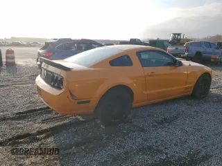 2007 Ford Mustang GT Deluxe with VIN 1ZVFT82HX75259446, listed as a Copart auction lot 43974115 with 129,547 mi miles and Salvage Title. Bid and sale history available at carsss.com. Image 3.
