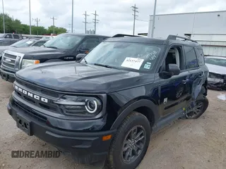 2024 Ford Bronco Sport Big Bend z VIN 3FMCR9B65RRE85883, wystawiony jako IAAI lot #42137477 z przebiegiem 26 003 mil mil oraz . Historia ofert i sprzedaży dostępna na DreamBid. Obrazek 2.