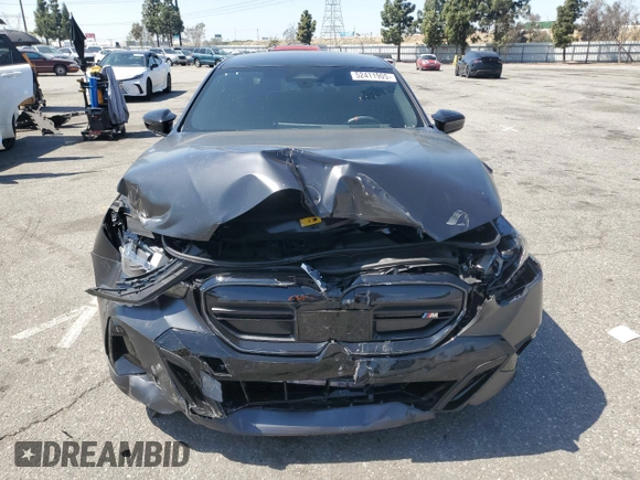 2024 BMW i5 M60 z VIN WBY43FK08RCR02396, wystawiony jako Copart lot #52411905 z przebiegiem 18 632 mil mil oraz Szkoda całkowita • Salvage title. Historia ofert i sprzedaży dostępna na DreamBid. Obrazek 5.