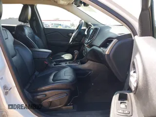 2016 Jeep Cherokee Limited with VIN 1C4PJLDB3GW221804, listed as a IAAI auction lot 41975767 with 126,883 mi miles. Bid and sale history available at carsss.com. Image 5.
