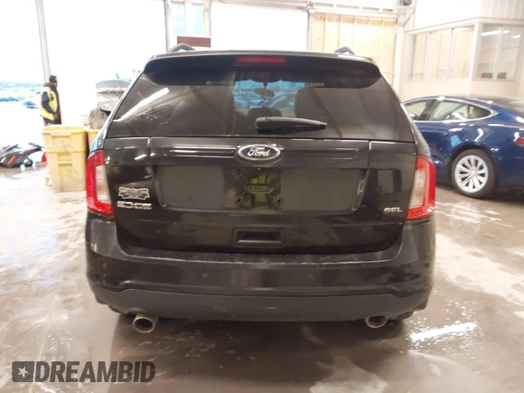 2014 Ford Edge SEL with VIN 2FMDK3JC7EBB33779, listed as a IAAI auction lot 41921333 with 152,844 mi miles. Bid and sale history available at carsss.com. Image 17.