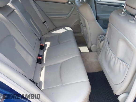 2004 Mercedes-Benz C 230 Kompressor z VIN WDBRF40J24F495227, wystawiony jako IAAI lot #42285246 z przebiegiem 200 008 mil mil oraz . Historia ofert i sprzedaży dostępna na DreamBid. Obrazek 8.