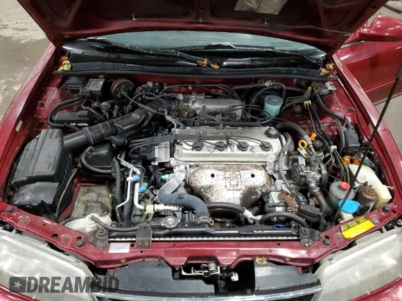 1996 Honda Accord EX with VIN 1HGCD5651TA110900, listed as a Copart auction lot 83578784 with 186,076 mi miles and Salvage Title. Bid and sale history available at DreamBid. Image 11.
